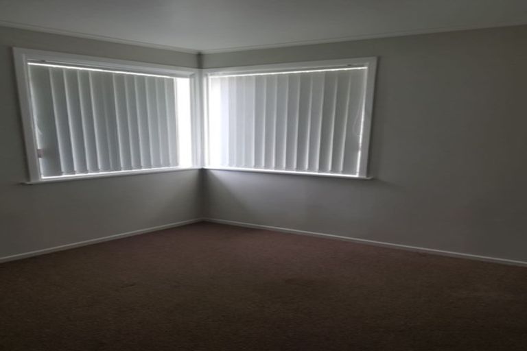 Photo of property in 10 Greenhaven Avenue, Opaheke, Papakura, 2113