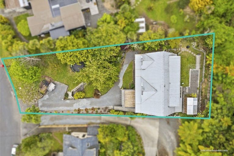 Photo of property in 24 Jocelyn Crescent, Pinehaven, Upper Hutt, 5019