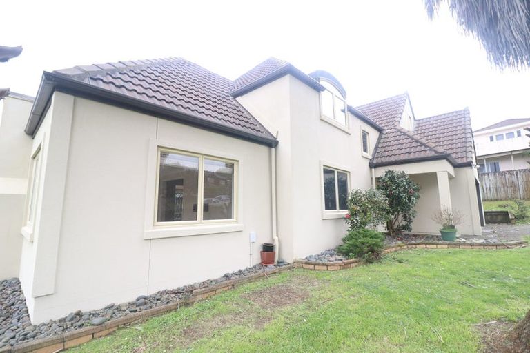 Photo of property in 8 Bushlands Park Drive, Albany, Auckland, 0632