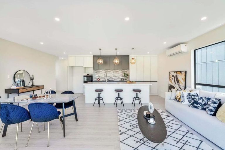 Photo of property in 14b Firth Road, Torbay, Auckland, 0630