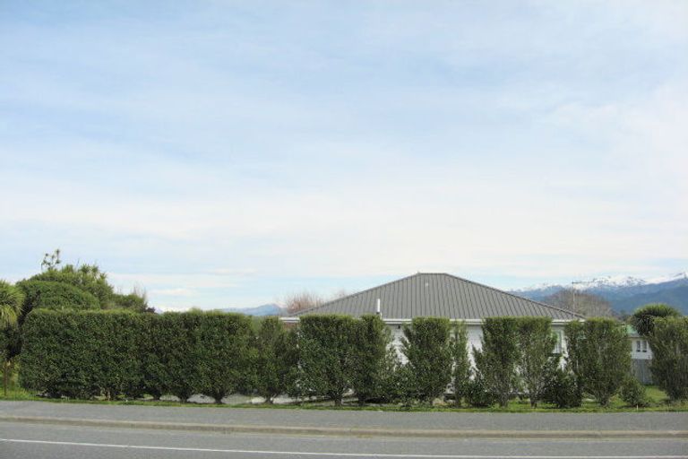Photo of property in 181 Beach Road, Kaikoura, 7300