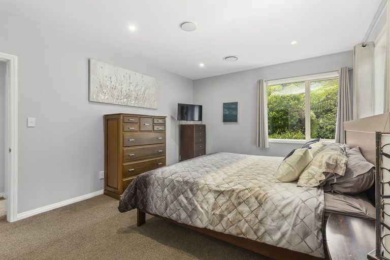 Photo of property in 11 Wilmshurst Place, Tawa, Wellington, 5028