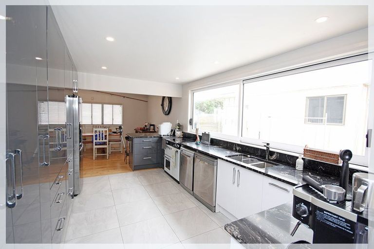 Photo of property in 16 Ocean Beach Street, Foxton Beach, Foxton, 4815