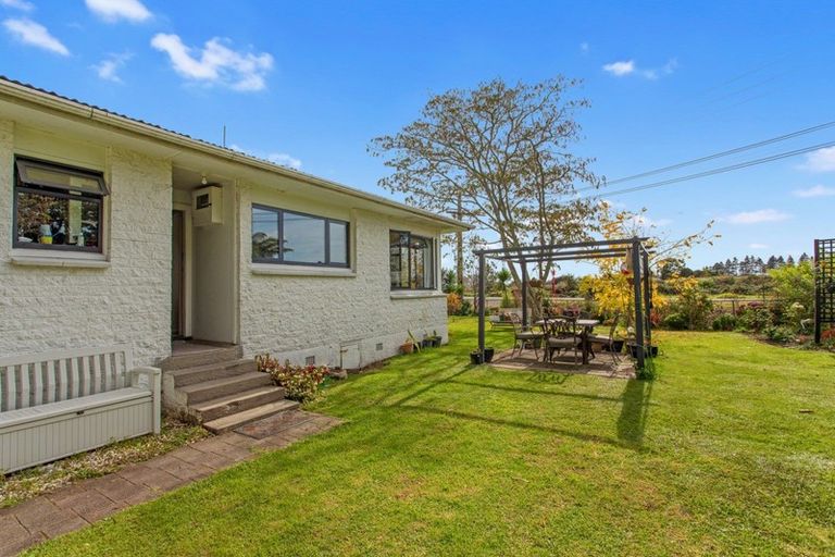 Photo of property in 36 Tawa Street, Edgecumbe, 3120