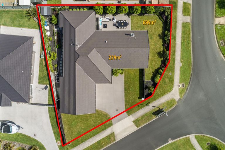 Photo of property in 2 Mirabell Place, Patumahoe, Pukekohe, 2679