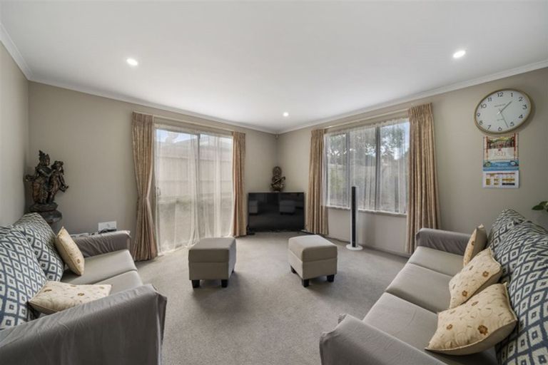 Photo of property in 7a York Road, Papatoetoe, Auckland, 2104