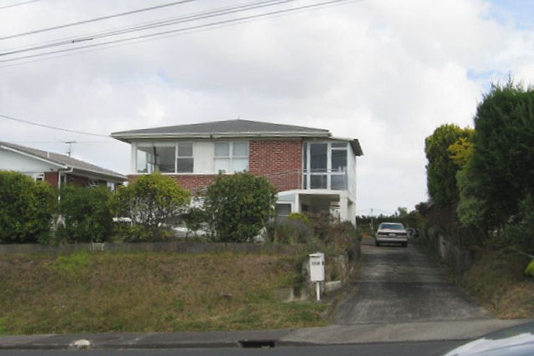 Photo of property in 168 East Coast Road, Forrest Hill, Auckland, 0620