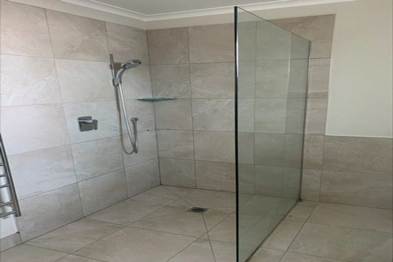 Photo of property in 19 Wanganui Road, Marton, 4710