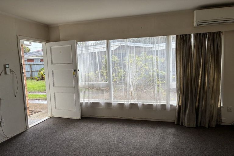 Photo of property in 7 Norman Spencer Drive, Papatoetoe, Auckland, 2104