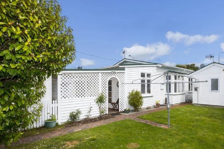 Photo of property in 582 Fergusson Drive, Trentham, Upper Hutt, 5018