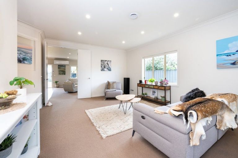 Photo of property in Heynes Place, 14 Heynes Place, Clive, 4102