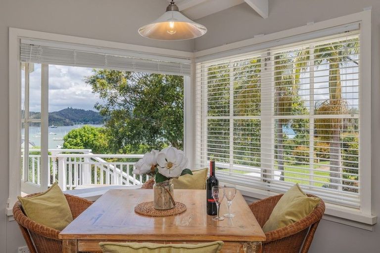 Photo of property in 15 Deeming Road, Okiato, Russell, 0272