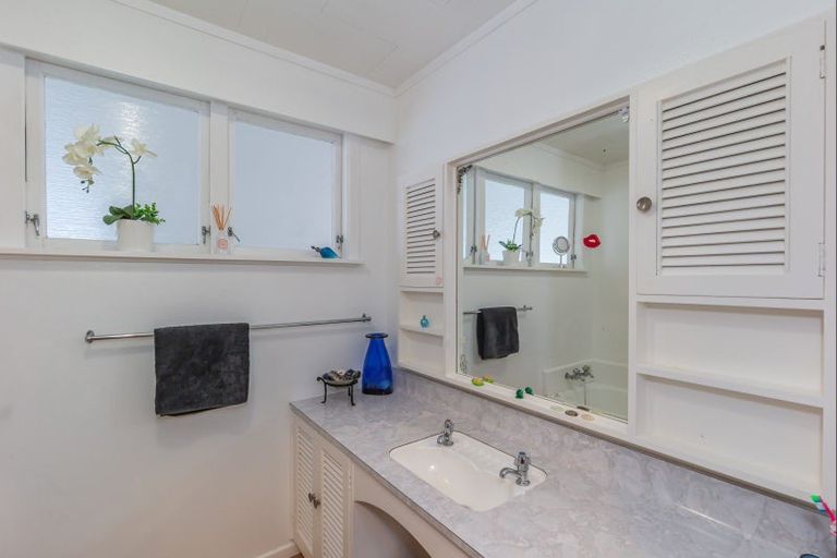 Photo of property in 12 Regal Street, Levin, 5510