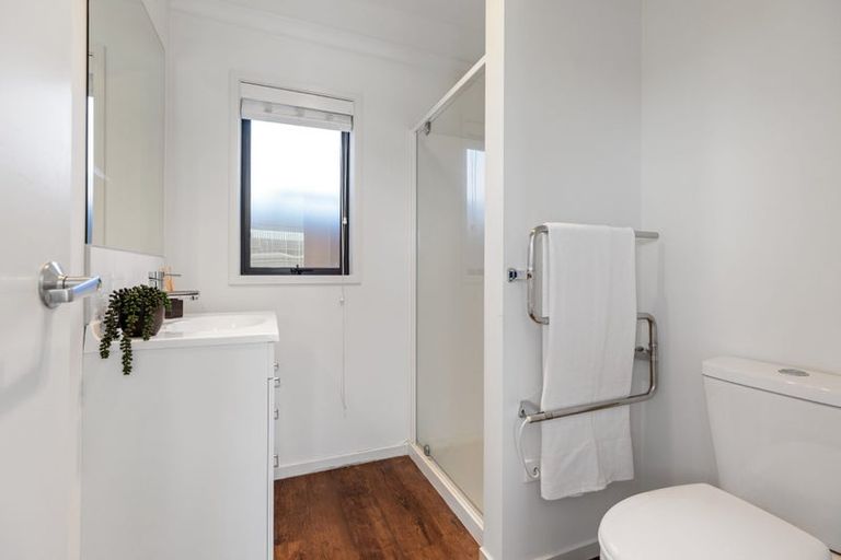 Photo of property in 16 Marion Crescent, Papamoa Beach, Papamoa, 3118