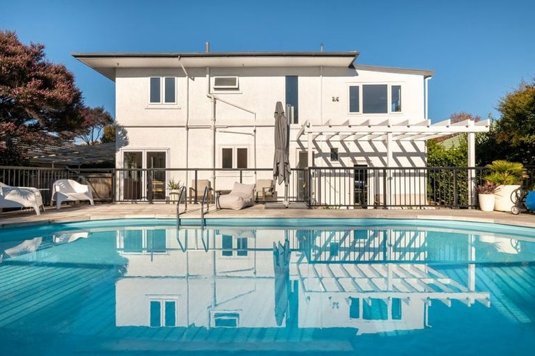 Photo of property in 18 Bledisloe Avenue, Stoke, Nelson, 7011