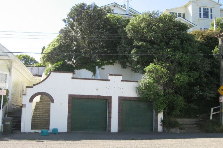 Photo of property in 37 Upland Road, Kelburn, Wellington, 6012