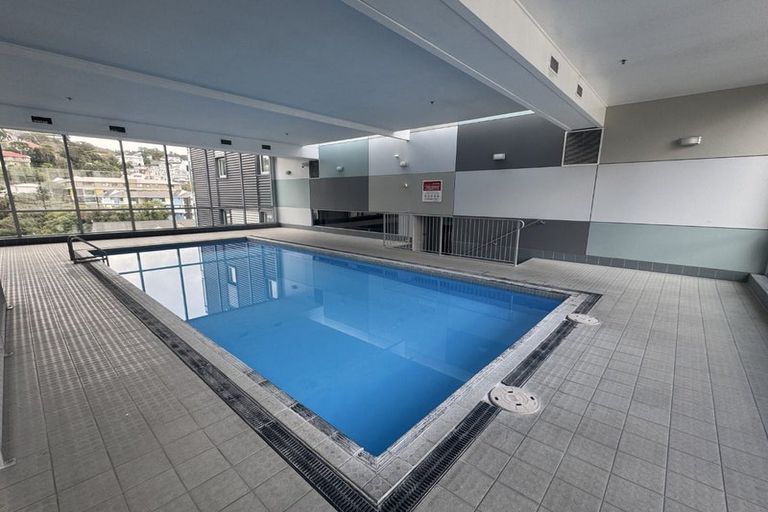 Photo of property in Montreaux Apartments, 9c/164 The Terrace, Wellington Central, Wellington, 6011