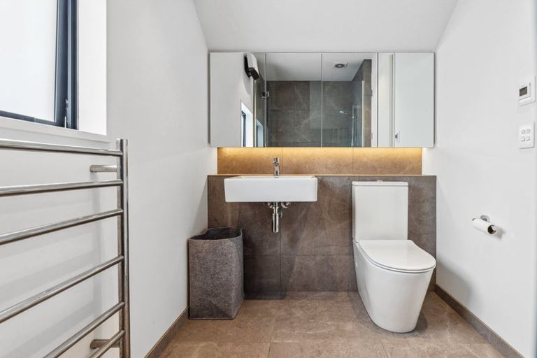 Photo of property in 2/133 Peterborough Street, Christchurch Central, Christchurch, 8013