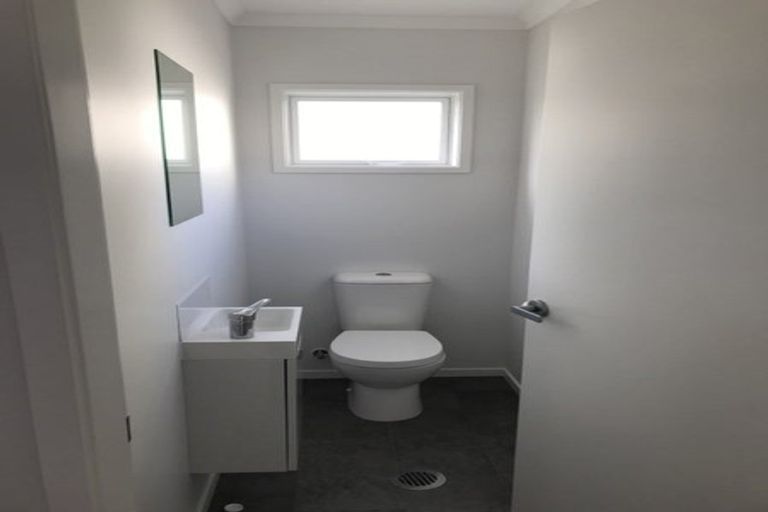 Photo of property in 18/10 Burrows Place, Frankton, Hamilton, 3204