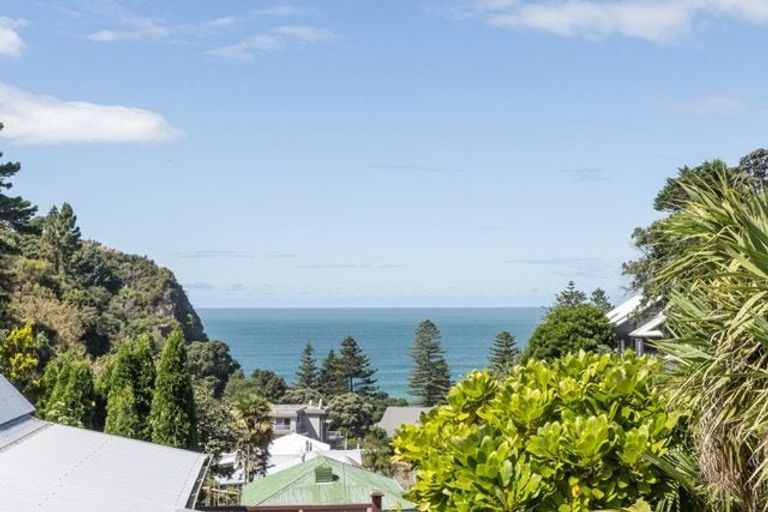 Photo of property in 26 Coote Road, Bluff Hill, Napier, 4110