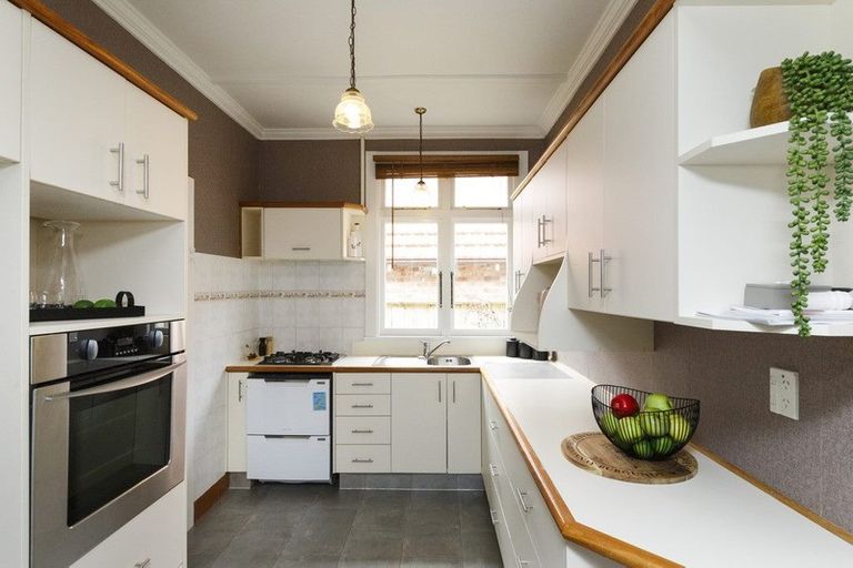 Photo of property in 45 South Street, West End, Palmerston North, 4410