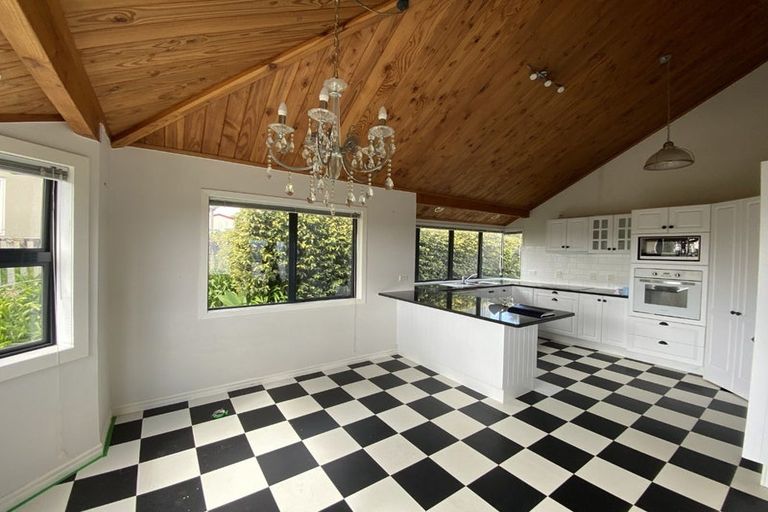 Photo of property in 91 Victory Street, Welcome Bay, Tauranga, 3112