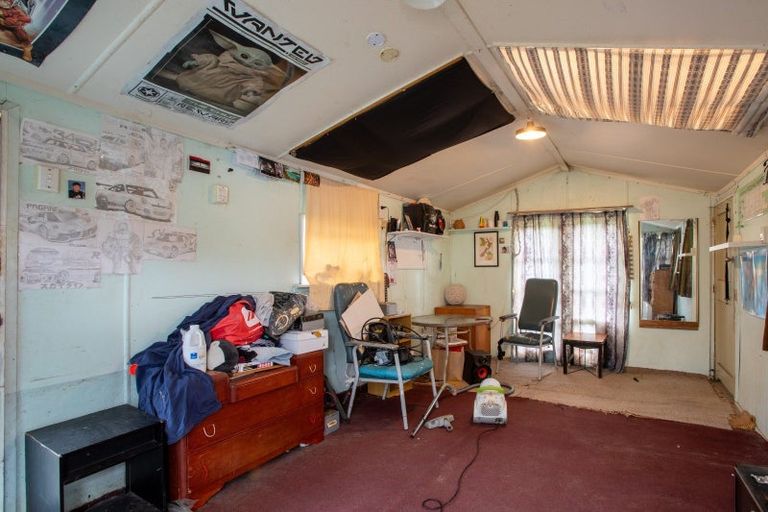 Photo of property in 21 Atkinson Street, Woodville, 4920