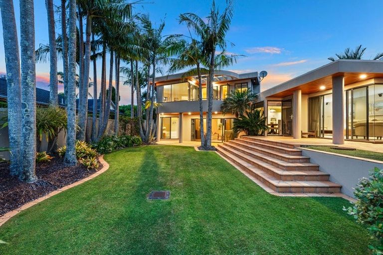 Photo of property in 37 Clyside Avenue, Half Moon Bay, Auckland, 2012