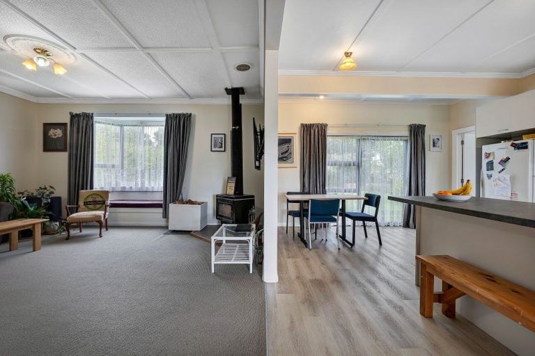 Photo of property in 275 Henwood Road, Paraite, New Plymouth, 4372