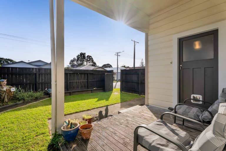 Photo of property in 33 Gaine Street, New Plymouth, 4310