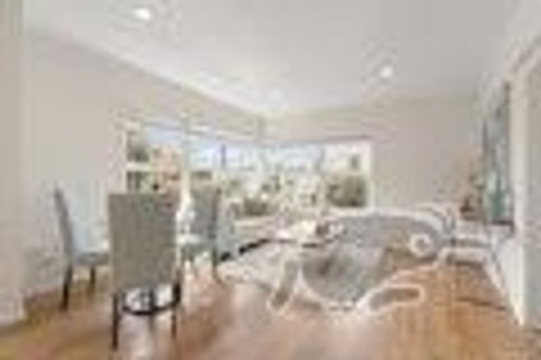 Photo of property in 1/51 Jutland Road, Hauraki, Auckland, 0622