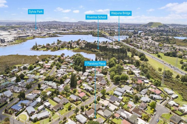 Photo of property in 7 Pandora Place, Pakuranga, Auckland, 2010