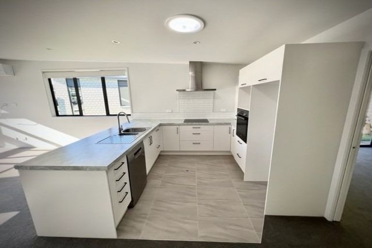 Photo of property in 15 Manuka Place, Hawera, 4610