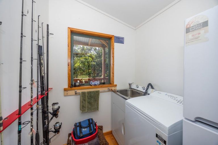 Photo of property in 1 Willow Point Road, Taharoa, 3988