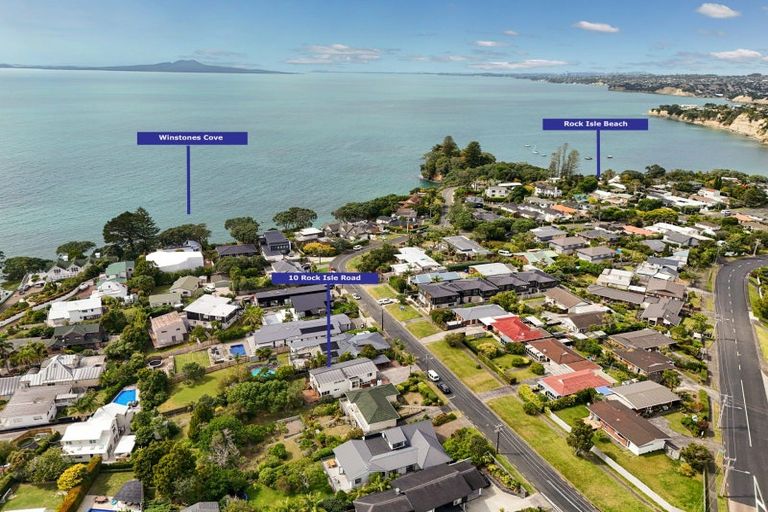 Photo of property in 10 Rock Isle Road, Torbay, Auckland, 0630