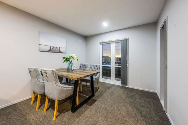 Photo of property in 15 Tribute Loop, Takanini, 2112