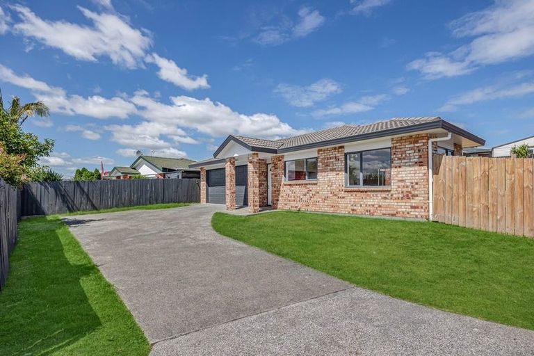 Photo of property in 60 Robert Ross Place, Clendon Park, Auckland, 2103