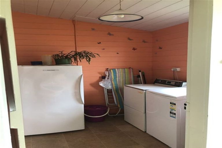 Photo of property in 61 Barraud Street, Dannevirke, 4930