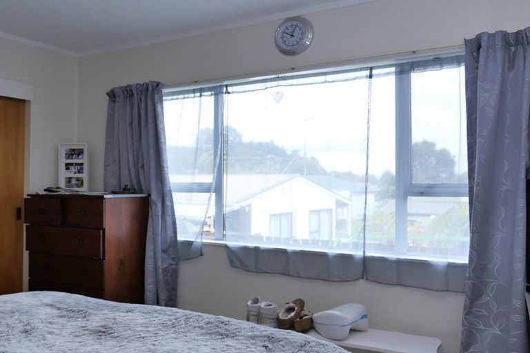 Photo of property in 15 Kaimanawa Street, Paraparaumu, 5032