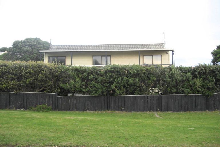 Photo of property in 4 Kainui Road, Raumati South, Paraparaumu, 5032