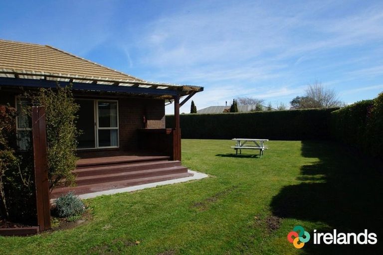 Photo of property in 16 Hewitts Road, Woodend, 7610