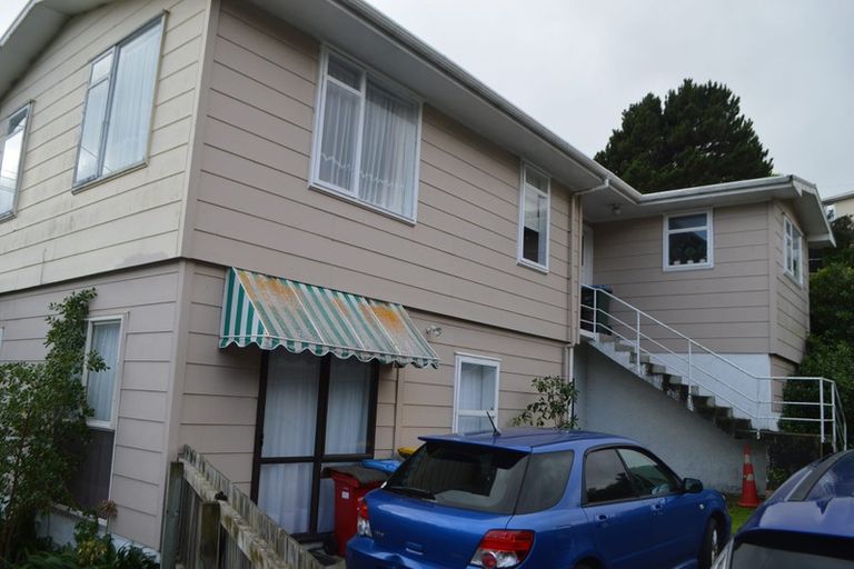 Photo of property in 25 Downes Street, Titahi Bay, Porirua, 5022