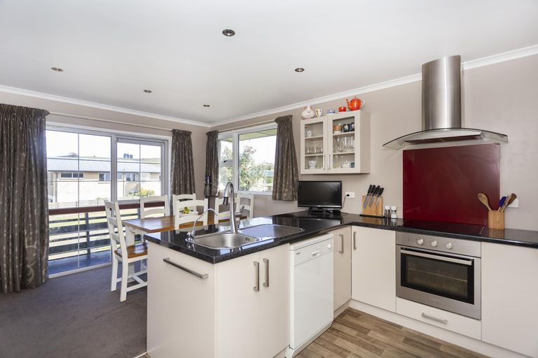 Photo of property in 4 Parklane Place, Weston, Oamaru, 9401