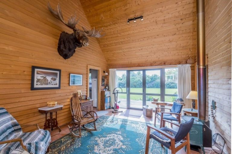 Photo of property in 114 Greenwood Boulevard, Otaki, 5512