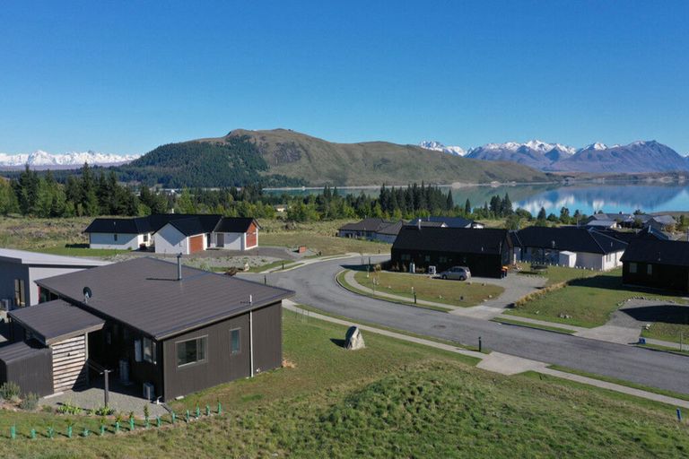 Photo of property in 36 Mistake Drive, Lake Tekapo, 7999