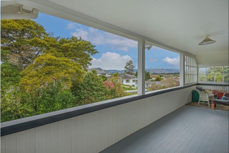 Photo of property in 43 Rainforth Street, Roslyn, Palmerston North, 4414