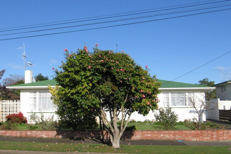 Photo of property in 3 Wincanton Place, Awapuni, Palmerston North, 4412