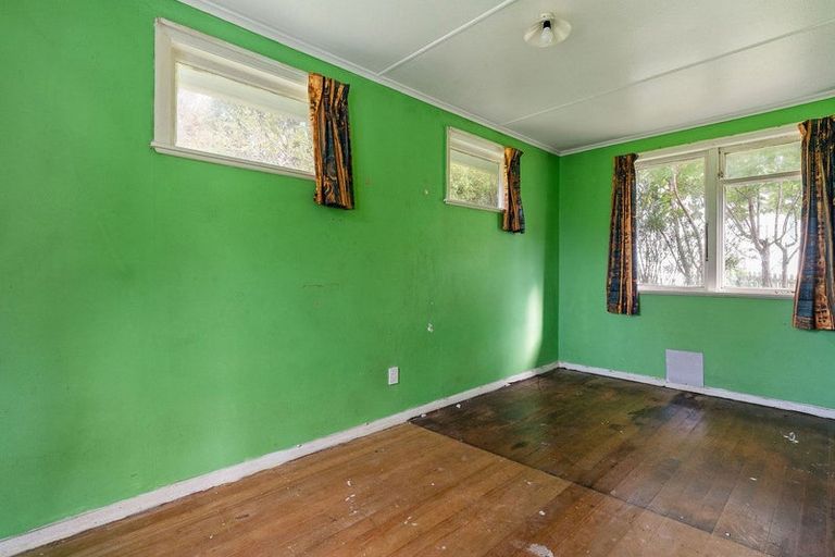 Photo of property in 26 Turkington Street, Tawa, Wellington, 5028