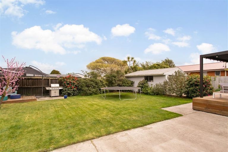 Photo of property in 3 Donnington Street, Parklands, Christchurch, 8083