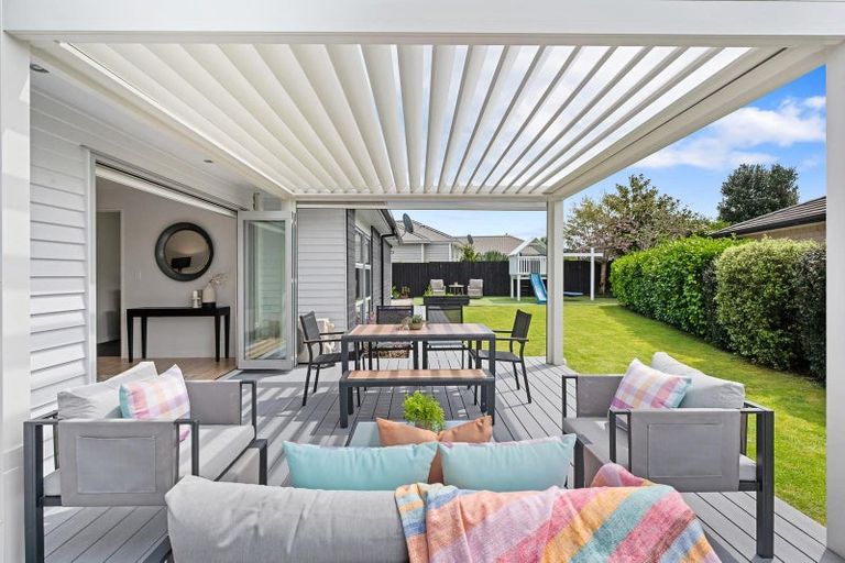 Photo of property in 3 Pitoitoi Drive, Riverhead, 0820